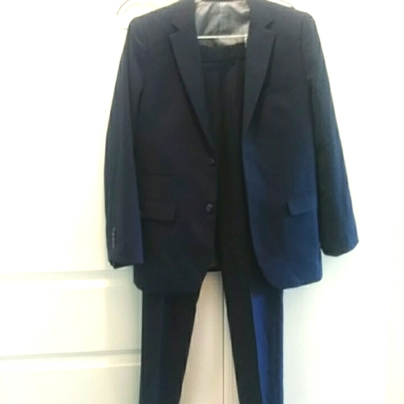 Isaac Mizrahi boys suit dark blue size 18